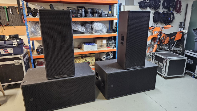 Equipo completo RCF 8008-AS y NX 985A
