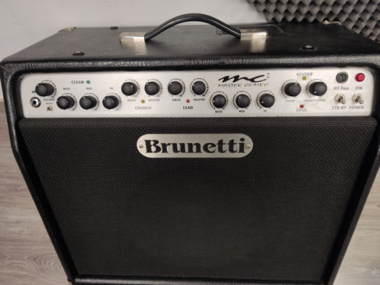 Amplificador Brunetti MC2