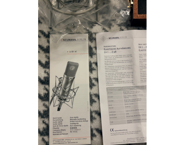 Neumann U87 Ai Original Nuevo a Estrenar + Suspensión EA87 + Caja Completa