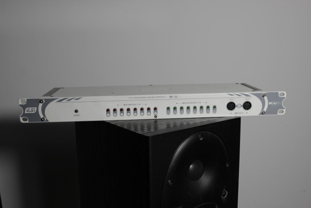 ESI M8U-XL MIDI interface