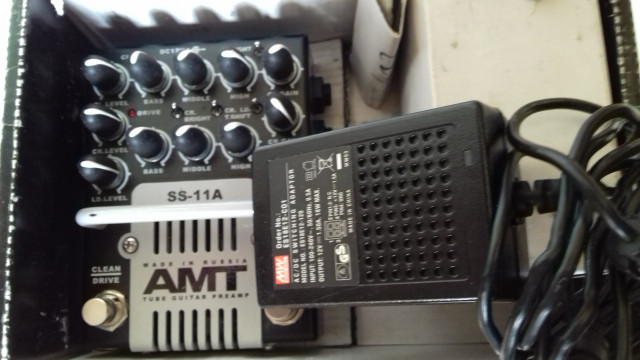AMT SS11-A Preamplificador de guitarra (tube guitar preamp) envío incluido