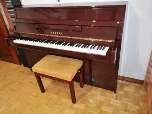 Piano Yamaha b1 PM.