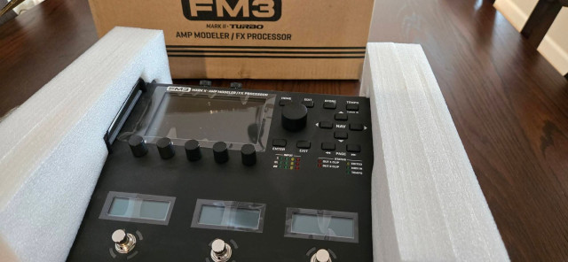 Fractal Audio FM3 Mark Il Turbo + Cab packs & IRs extra