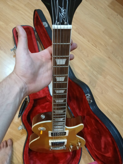 epiphone slash les paul metallic gold