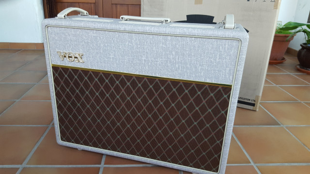 VOX AC 30 HW2 (Hand wired)