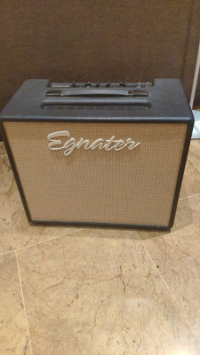 Amplificador combo Egnater Tweaker 15 wat .  112