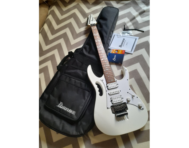 Ibanez JEM jr Steve Vai signature