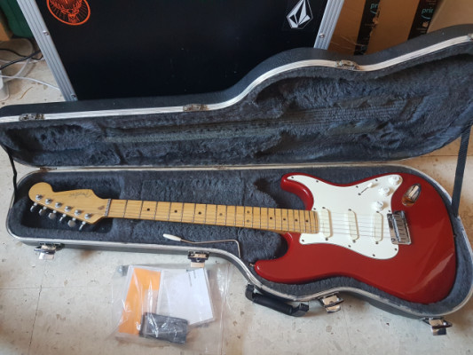 Gibson, Fender y Bajo cambio / vendo