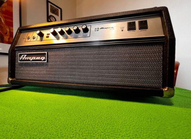 Ampeg SVT-AV 50 anniversary (1999-2006) made in USA, cabezal valvular 300W!