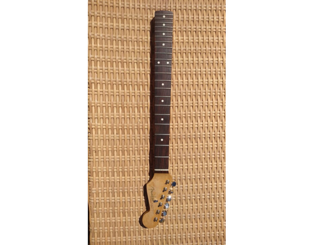 Mástil Strat 60s pero con 9.5´´