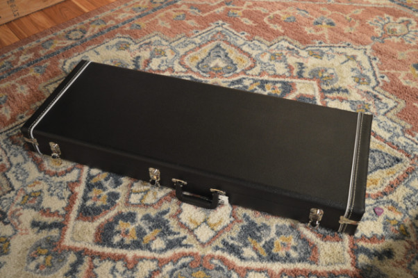 PRS Multi-Fit Hard Guitar Case.22/24 trastes