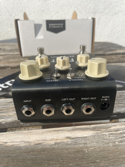 ギター strymon FLINT V1 Pedal Flint v1 Strymon Reverb Tremolo de segunda mano por 275 € en