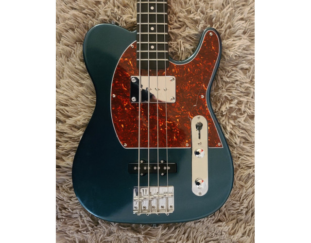 Bajo Telecaster custom