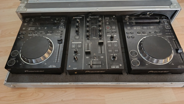 Vendo Pionner CDJ 350 + MIxer DJM 350 + Flightcase Pionner