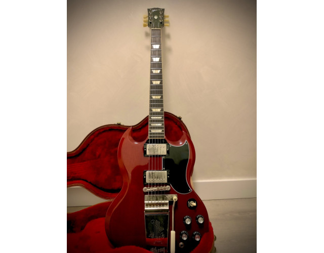 Gibson SG 61 maestro vibrola