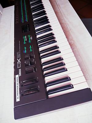 Yamaha DX21