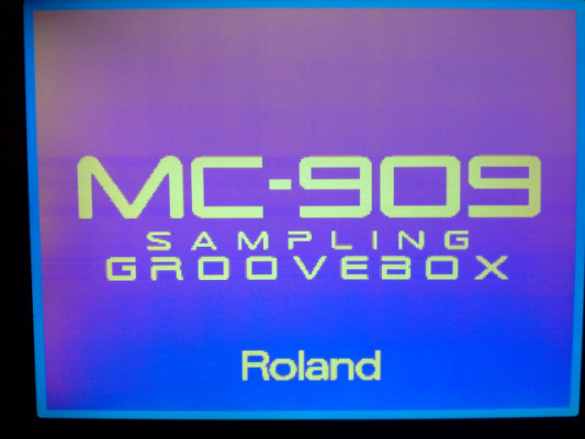 Roland Groovebox MC-909 o Cambio
