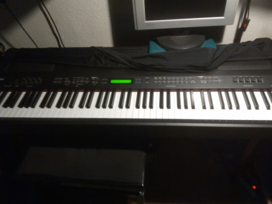 Piano Digital profesional Yamaha CP300