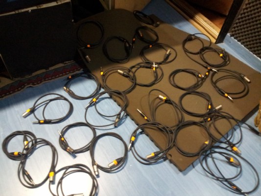 Vendo 10 cables xlr macho a trs conexiones neutrik y cable mogami