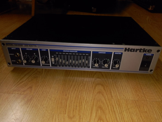 HARTKE HA2500 + 4x10VX Series