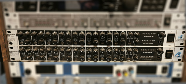 Mezclador Behringer EuroRack PRO RX1602