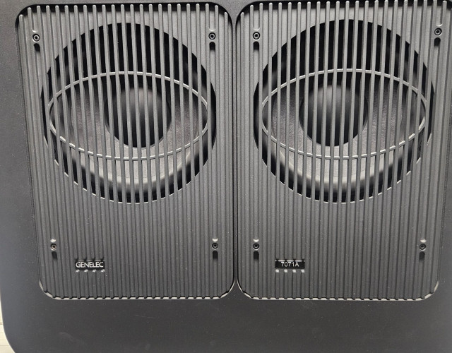 Subwoofer Genelec 7071A