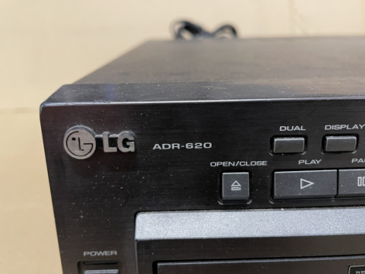 Reproductor grabador de CD LG ADR-620