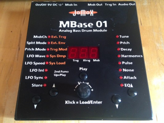 Jomox MBASE 01 (Analog Drum Bass Module) Sintetizador Kick Analogico