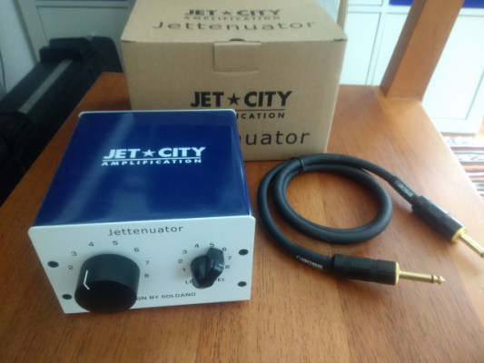 Atenuador Jet City Jettenuator + Cable