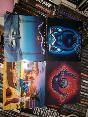 4 CDs de Journey remasterizados.
