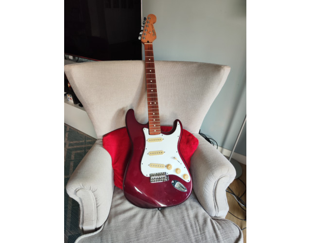 Fender stratocaster mexico rojo vino