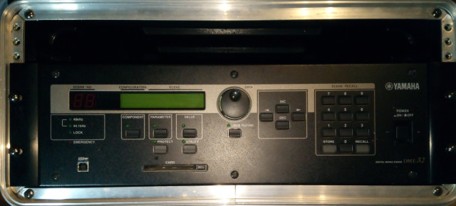 Procesador Yamaha DME32