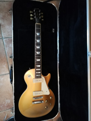 Vendo Gibson Les Paul gold top Deluxe 2015 vuelve a la venta y rebajada.