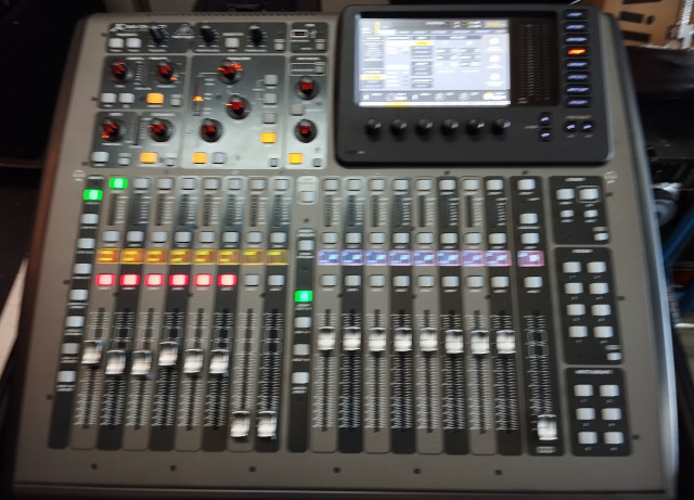 Mesa digital Behringer X32 Compac