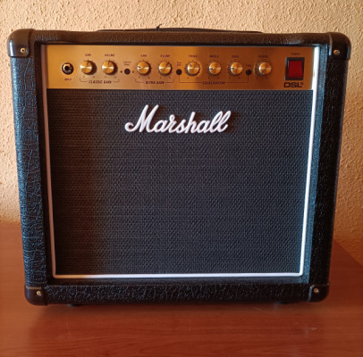 Amplificador Marshall DSL5 CR,casi sin uso, GARANTÍA,PORTE INCLUIDO