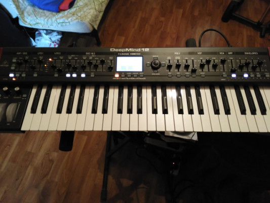 Behringer deepmind 12