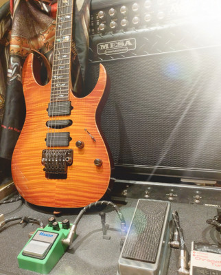 Ibanez J Custom RG8570Z