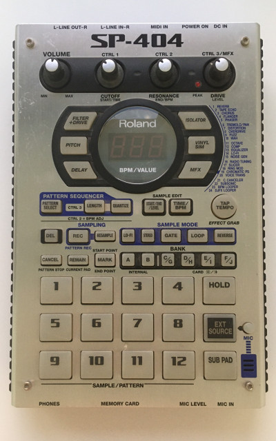 Sampler Roland SP-404