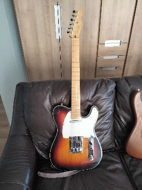 Fender American Deluxe Telecaster with Maple Fretboard 1999