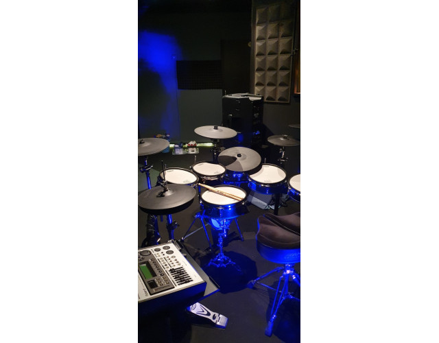 Batería electrónica Roland TD20 V-Drums ampliada
