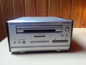 Technics Stereo Cassette Deck RS-HD 70