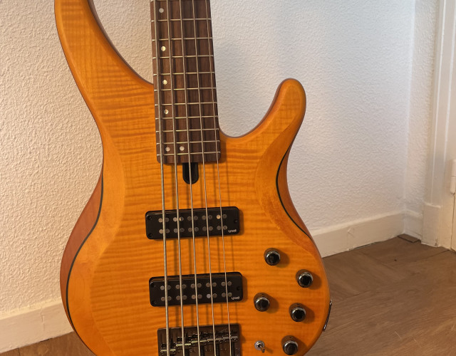 Yamaha TRBX605 FM Amber Matte