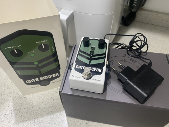 Puerta ruido pigtronix Gatekeeper