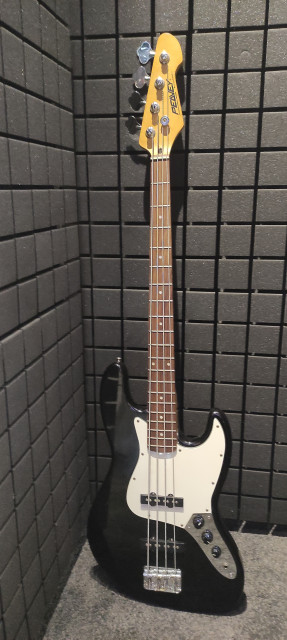 Bajo eléctrico Peavey Milestone I