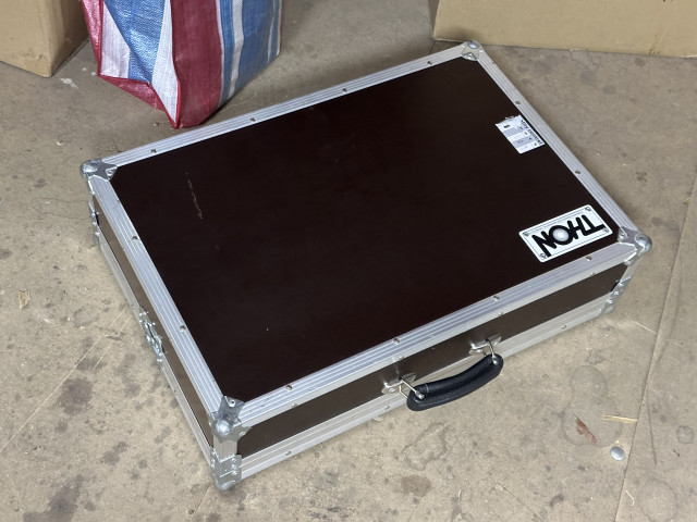 Thon Effect Pedal Case Small