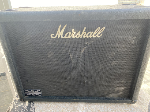 Pantalla 2x12 Marshall vintage