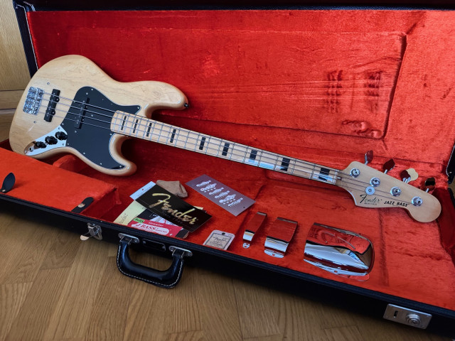Jazz Bass American Vintage '75 - AVRI 75