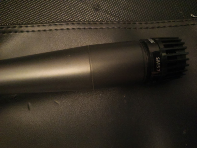 Micro Shure SM57