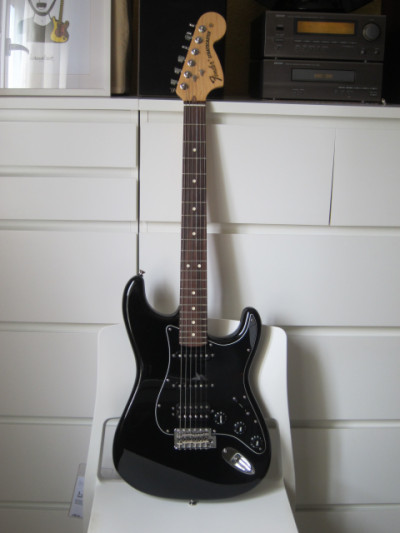 Fender Stratocaster American Special HSS con estuche