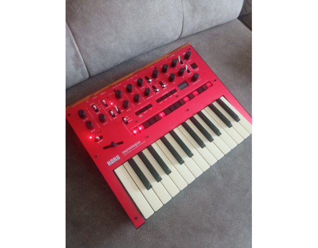 Korg Monologue red